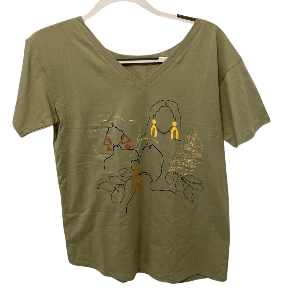 NWT Sseko Vita Reversible Tee Size M